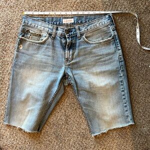 Dillon Skinny Cut off shorts